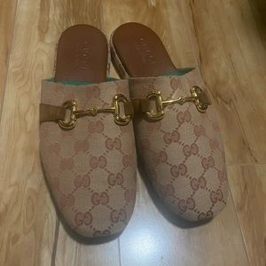 Gucci Slides